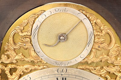 Lot JOHN PRATT, LONDON. A GEORGE III EBONISED VERGE STRIKING BRACKET CLOCK