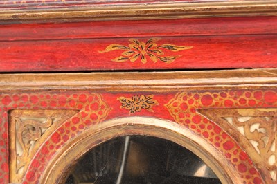 Lot HENRY MOZE, LONDON. A MID 18TH CENTURY SCARLET LACQUER CHINOISERIE QUARTER CHIMING BRACKET CLOCK
