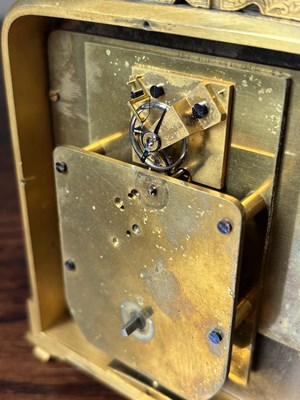Lot ATT. THOMAS COLE, LONDON A MID 19TH CENTURY GILT BRASS ENGRAVED STRUT CLOCK RETAILED BY C.F. HANCOCK, LONDON
