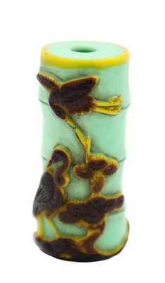 Lot AN IMPERIAL CHINESE OVERLAY GLASS SNUFF BOTTLE