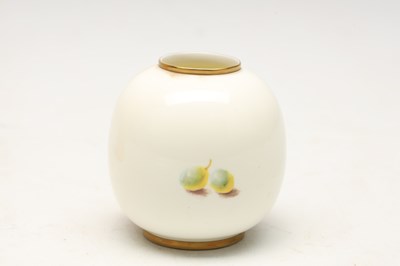 Lot TWO 20TH CENTURY ROYAL WORCESTER PORCELAIN FRUIT PAINTED PIECES