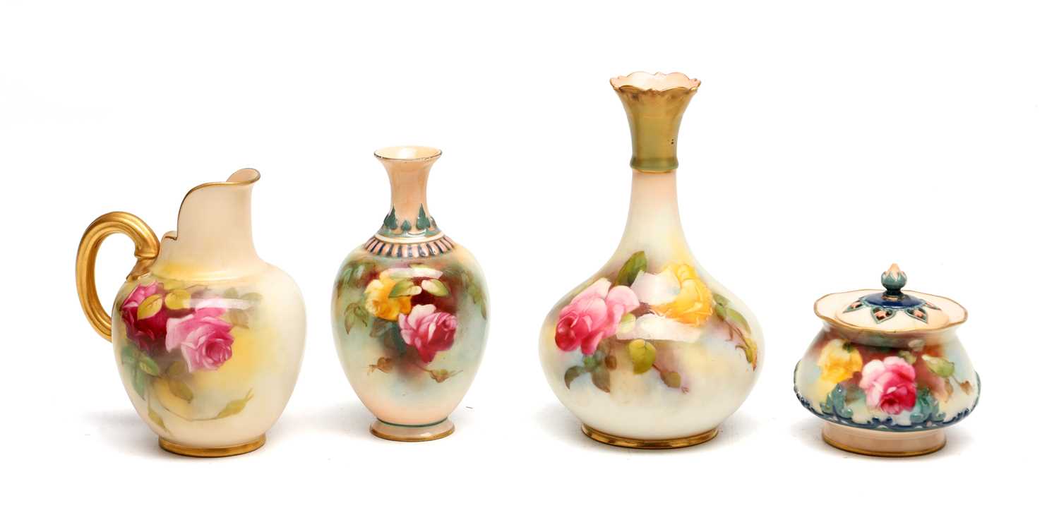 Lot A COLLECTION OF EARLY 20TH CENTURY ROYAL WORCESTER PORCELAIN ROSE SHAPE PIECES