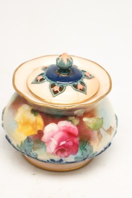 Lot A COLLECTION OF EARLY 20TH CENTURY ROYAL WORCESTER PORCELAIN ROSE SHAPE PIECES