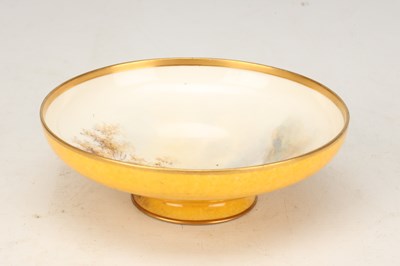 Lot JOHN STINTON A FINE ROYAL WORCESTER PEDESTAL DISH