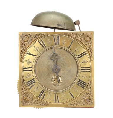 Lot ABRAHAM JAQUES. A SMALL EARLY 18TH CENTURY 30-HOUR HOODED WALL CLOCK MOVEMENT
