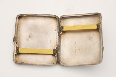 Lot A COLLECTION OF SILVER ITEMS AND COSTUME JEWELLERY