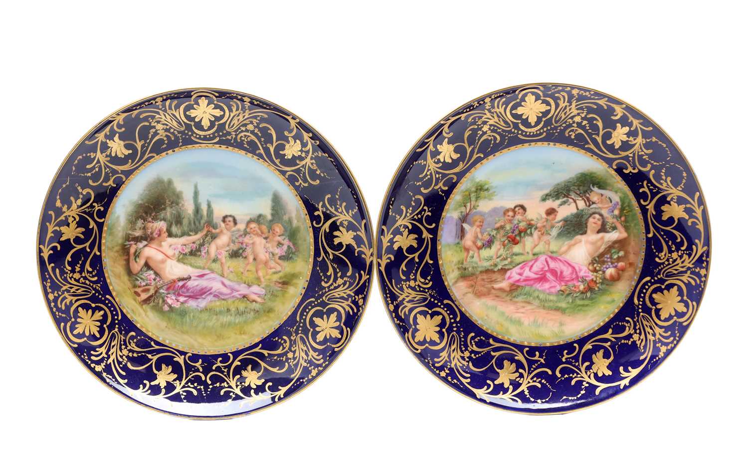 Lot A PAIR OF LATE 19TH CENTURY ROYAL VIENNA PORCELAIN CABINET PLATES