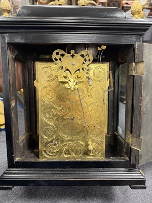Lot 20 - JOHN TIRRY, YORKE A WILLIAM AND MARY EBONISED QUARTER REPEATING VERGE BRACKET CLOCK