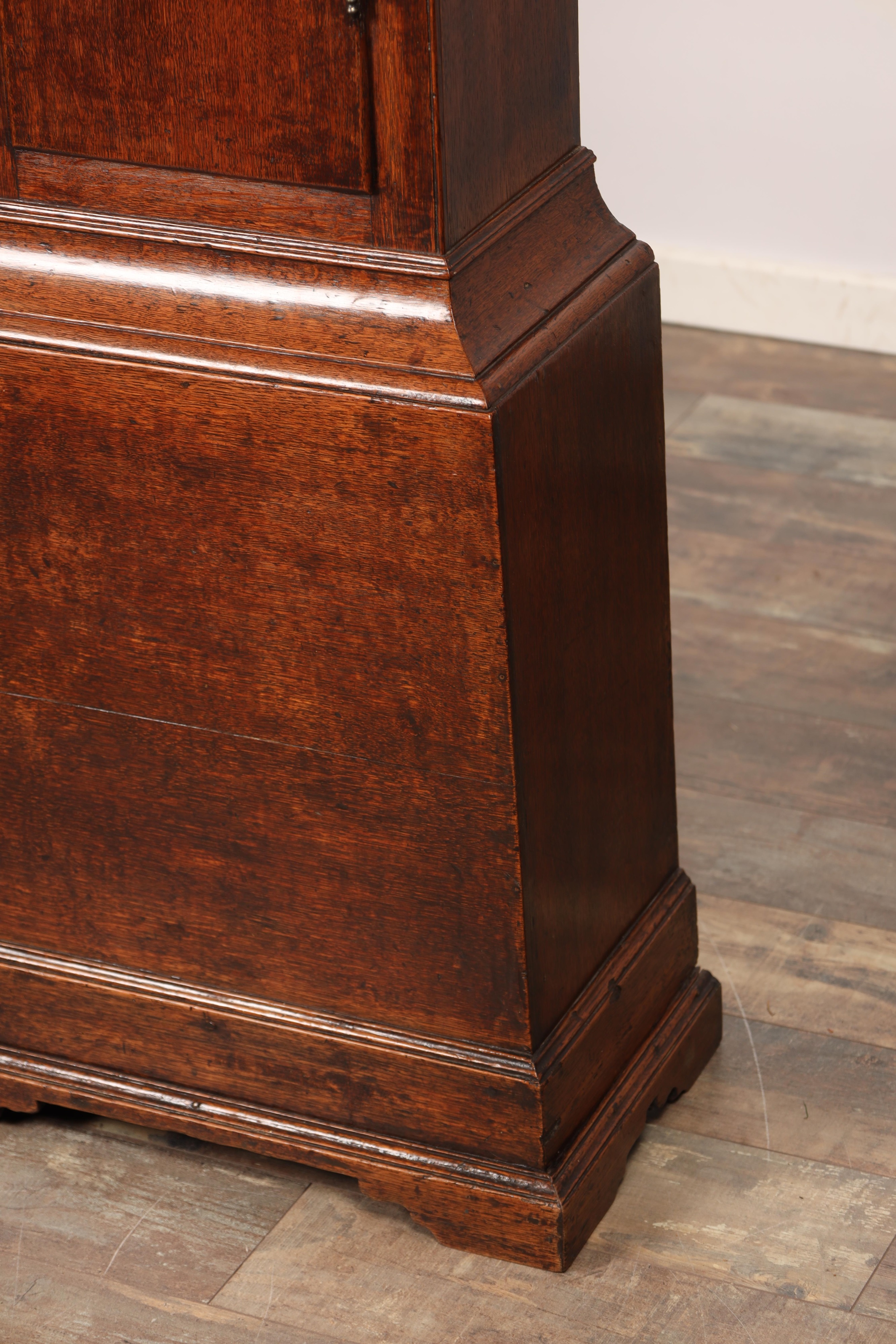 Lot 1525 - JOHN AGAR, YORK. A GEORGE III OAK CASED