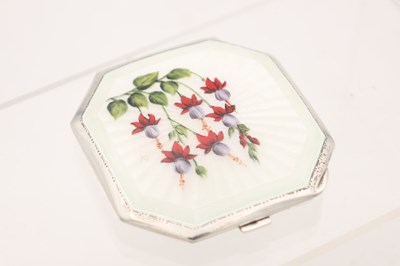 Lot A MID 20TH CENTURY ENGLISH SILVER AND GUILLOCHE ENAMEL COMPACT