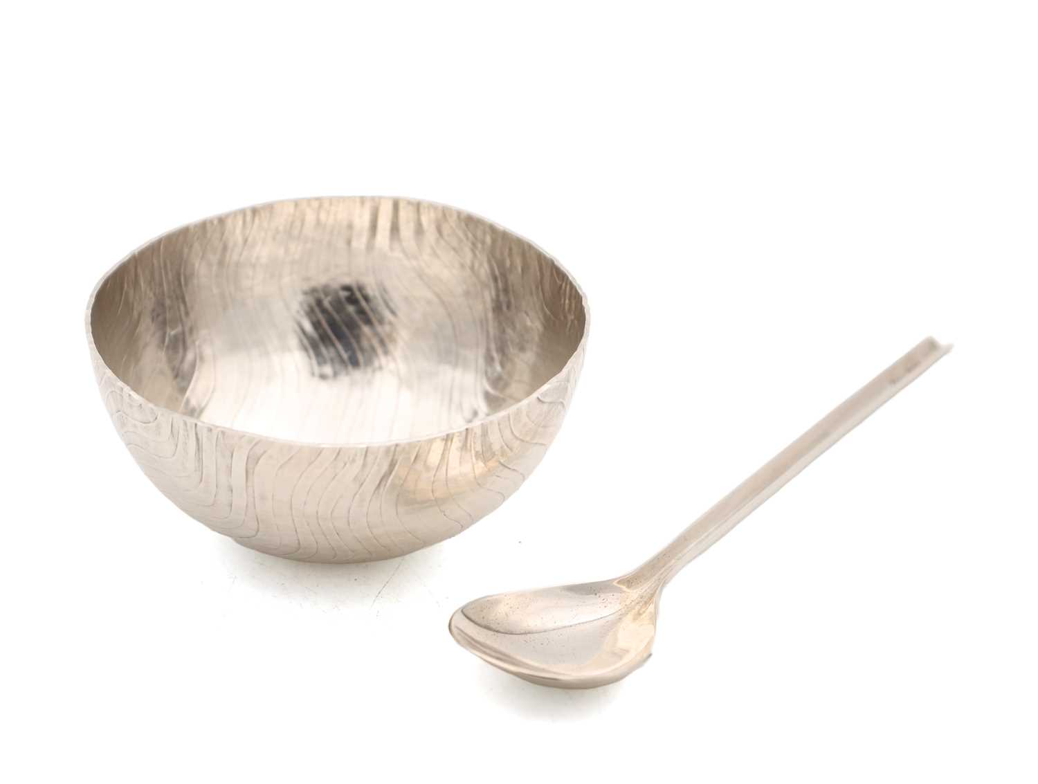 Lot ADRIAN K A HOPE A CONTEMPORARY SCOTTISH SILVER SPOON AND DISH