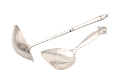 Lot TWO 20TH CENTURY GEORG JENSEN SILVER SPOONS