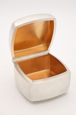 Lot ANGUS MCFADYEN A SCOTTISH SILVER BOX