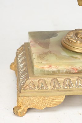 Lot 5 - AN UNUSUAL LATE 19TH CENTURY FRENCH BRASS AND ONYX NOVELTY MANTEL CLOCK