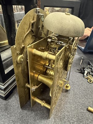 Lot 82 - EDWARD ALDRIDGE, DEAL (KENT). AN UNUSUAL GEORGE I EBONISED QUARTER REPEATING BRACKET CLOCK TIMEPIECE