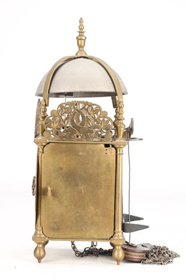 Lot 122 - JAMES GRAY OF SHASTON (SHAFTESBURY) A RARE LATE 17TH CENTURY PROVINCIAL BRASS LANTERN CLOCK