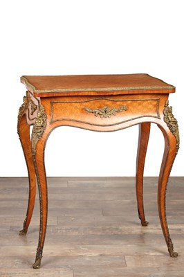 Lot A 19TH-CENTURY FRENCH KINGWOOD CHECKER INLAID SERPENTINE DRESSING TABLE
