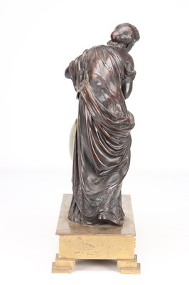 Lot 9 - A 19TH CENTURY FRENCH MARBLE AND BRONZE FIGURAL 8-DAY MANTEL CLOCK