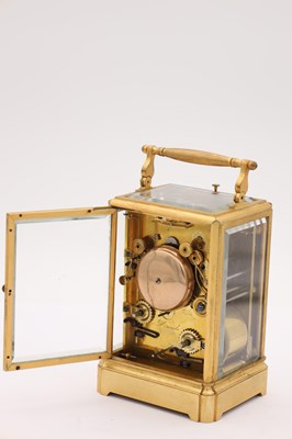 Lot 191 - RAINGO A PARIS A MID-19TH CENTURY GILT ONE-PIECE CASE GRAND SONNERIE CARRIAGE CLOCK
