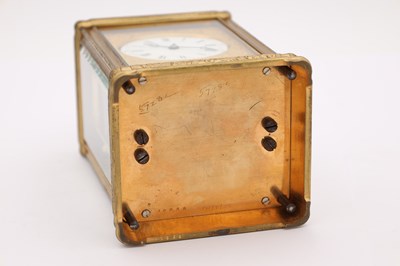 Lot 105 - DROCOURT PARIS, A LATE 19TH CENTURY FRENCH ENGRAVED GILT BRASS GORGE CASE REPEATING CARRIAGE CLOCK