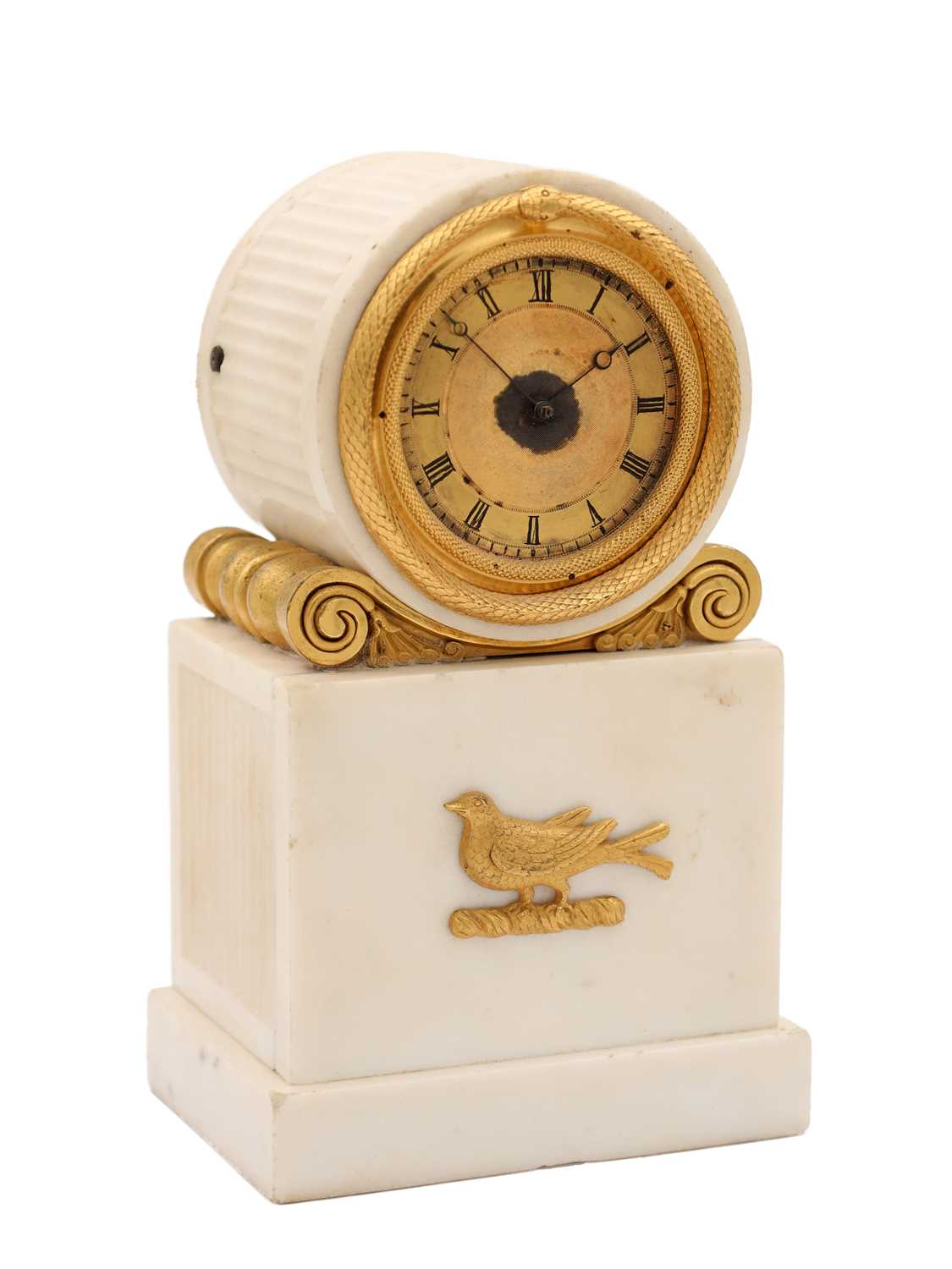 Lot 18 - MARTIN & MORSE, LONDON A REGENCY WHITE MARBLE AND ORMOLU MOUNTED FUSEE MANTEL CLOCK
