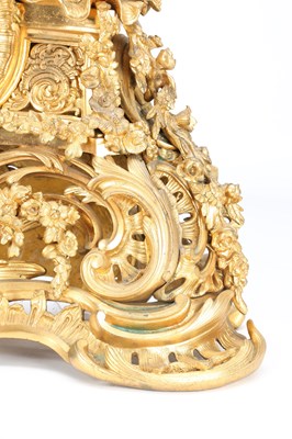 Lot 59 - BARRARD & VIGNON, PARIS. A LARGE LATE 19TH CENTURY FRENCH ORMOLU FIGURAL MANTEL CLOCK