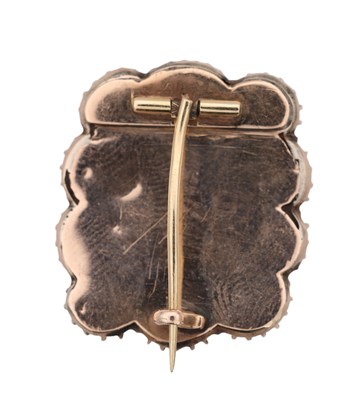 Lot A VICTORIAN 9CT GOLD MOURNING BROOCH WITH CABOCHON CORAL DECORATION