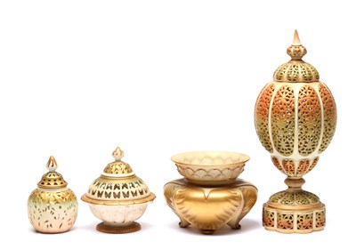 Lot A COLLECTION OF EARLY 20TH CENTURY ROYAL WORCESTER RETICULATED PORCELAIN WARES
