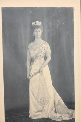 Lot A FINE PAIR OF EARLY 20TH CENTURY SILVER FRAMED SIGNED ROYAL PHOTOGRAPHS OF KING GEORGE V AND QUEEN MARY