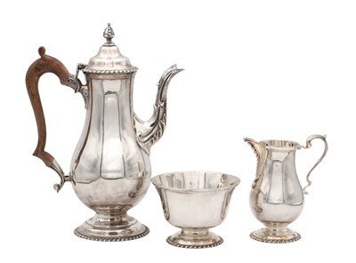 Lot AN ELIZABETH II ENGLISH SILVER TEA SERVICE