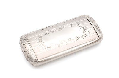 Lot A VICTORIAN ENGLISH SILVER SNUFF BOX