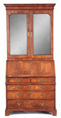 Lot 871 - A QUEEN ANNE HERRING-BANDED FIGURED WALNUT...