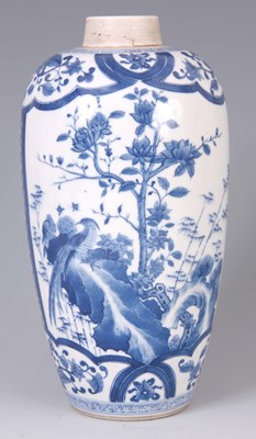Lot 123 - A CHINESE KANGHI PERIOD BLUE AND WHITE VASE of...