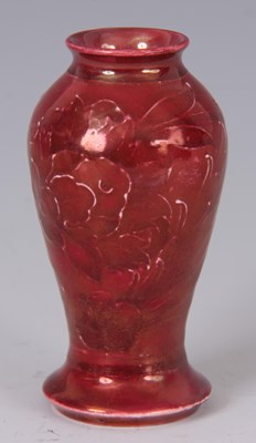 Lot 28 - A MOORCROFT, BURSLEM RED LUSTRE GLAZED...