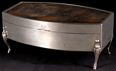 Lot 210 - A George V Silver and Tortoiseshell DRESSING...
