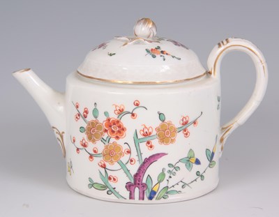 Lot 88 - A 19TH CENTURY VIENNA PORCELAIN CYLINDRICAL...