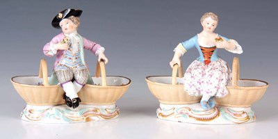 Lot 50 - A PAIR OF 19TH CENTURY MEISSEN PORCELAIN TABLE...