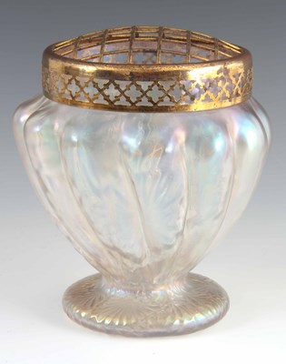 Lot 8 - A 19TH CENTURY JOHN WALCH IRIDESCENT ROSE BOWL...
