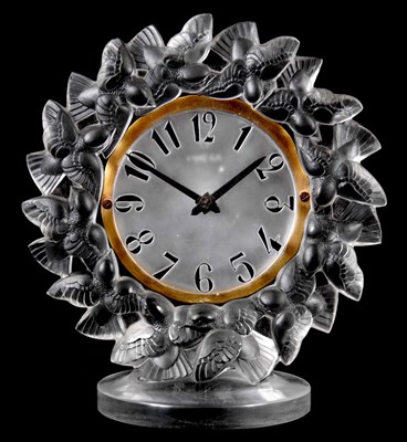 Lot 26 - R. LALIQUE A ROITELETS STRUTT CLOCK decorated...