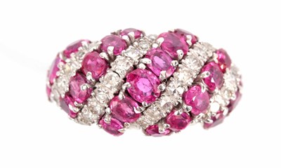 Lot 188 - A LADIES 18CT WHITE GOLD DIAMOND AND RUBY...