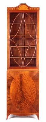 Lot 1091 - AN EDWARDIAN SLENDER INLAID MAHOGANY DISPLAY...