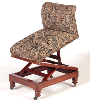 Lot 1094 - AN EARLY 19TH CENTURY MAHOGANY ADJUSTABLE GOUT...
