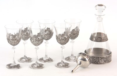 Lot 15 - A SET OF SIX MODERN CRYSTAL WINE GLASSES...