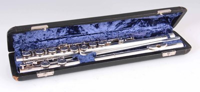 Lot 327 - A SOLID SILVER FLUTE inscribed 'Romilly...