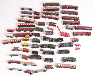 Lot 745 - A LARGE COLLECTION OF UNBOXED ITEMS HORNBY...