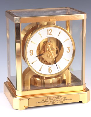 Lot 840 - JAEGER-LECOULTRE. A 20th CENTURY SWISS ATMOS...