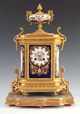 Lot 944 - A LATE 19TH CENTURY FRENCH ORMOLU AND...
